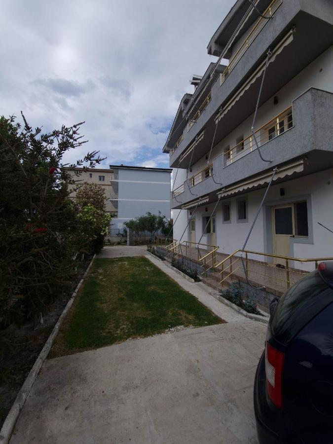奥里库姆Apartmet Dritan Belulaj公寓 外观 照片