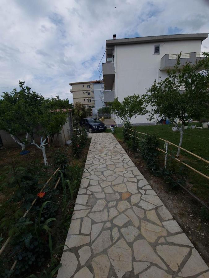 奥里库姆Apartmet Dritan Belulaj公寓 外观 照片
